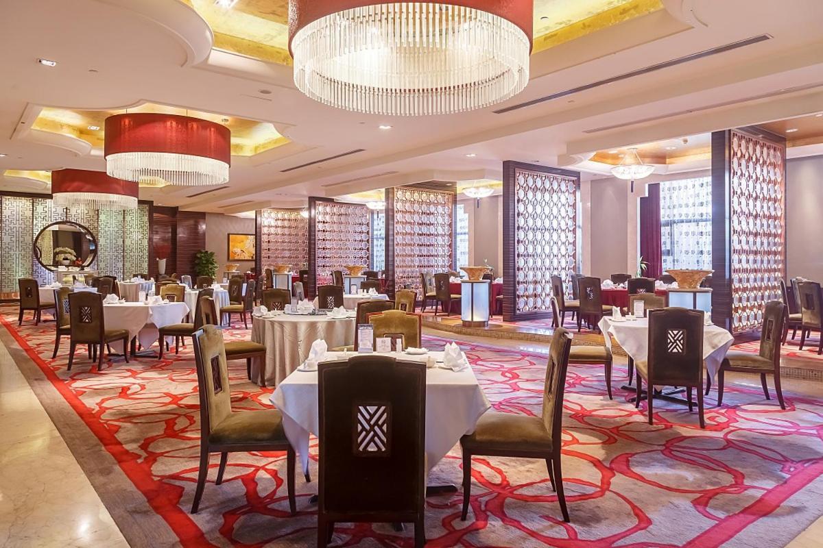 Howard Johnson Riverfront Plaza Fuzhou Fuzhou  Exterior foto